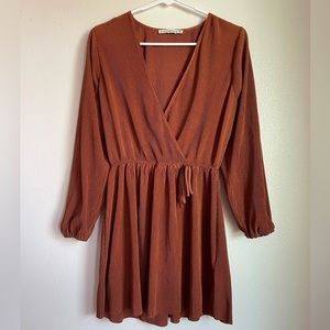 Ambercrombi & Fitch Satin Rust Wrap Plisse Dress Medium Petite